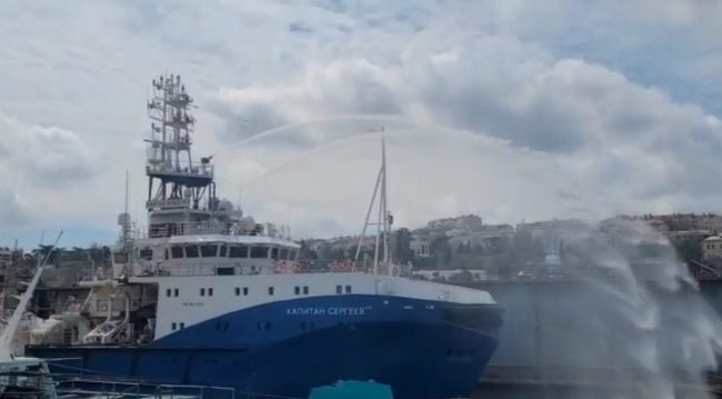 Морской буксир «Капитан Сергеев» прошел швартовные испытания